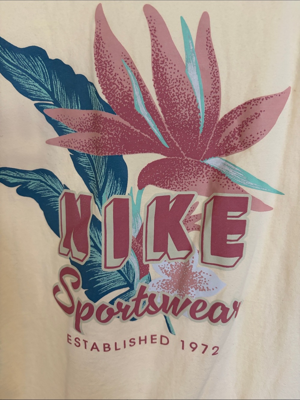 Nike Short-Sleeve Cream Tee with Pink Logo - Picture 5 of 5